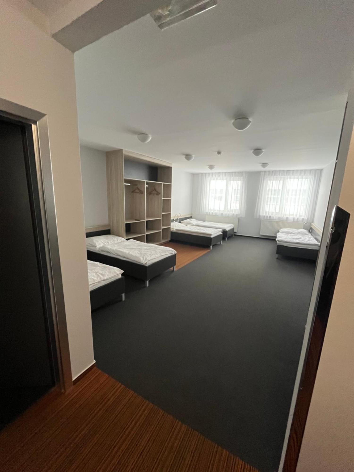 Hotel Buly Arena Kravaře Exterior foto