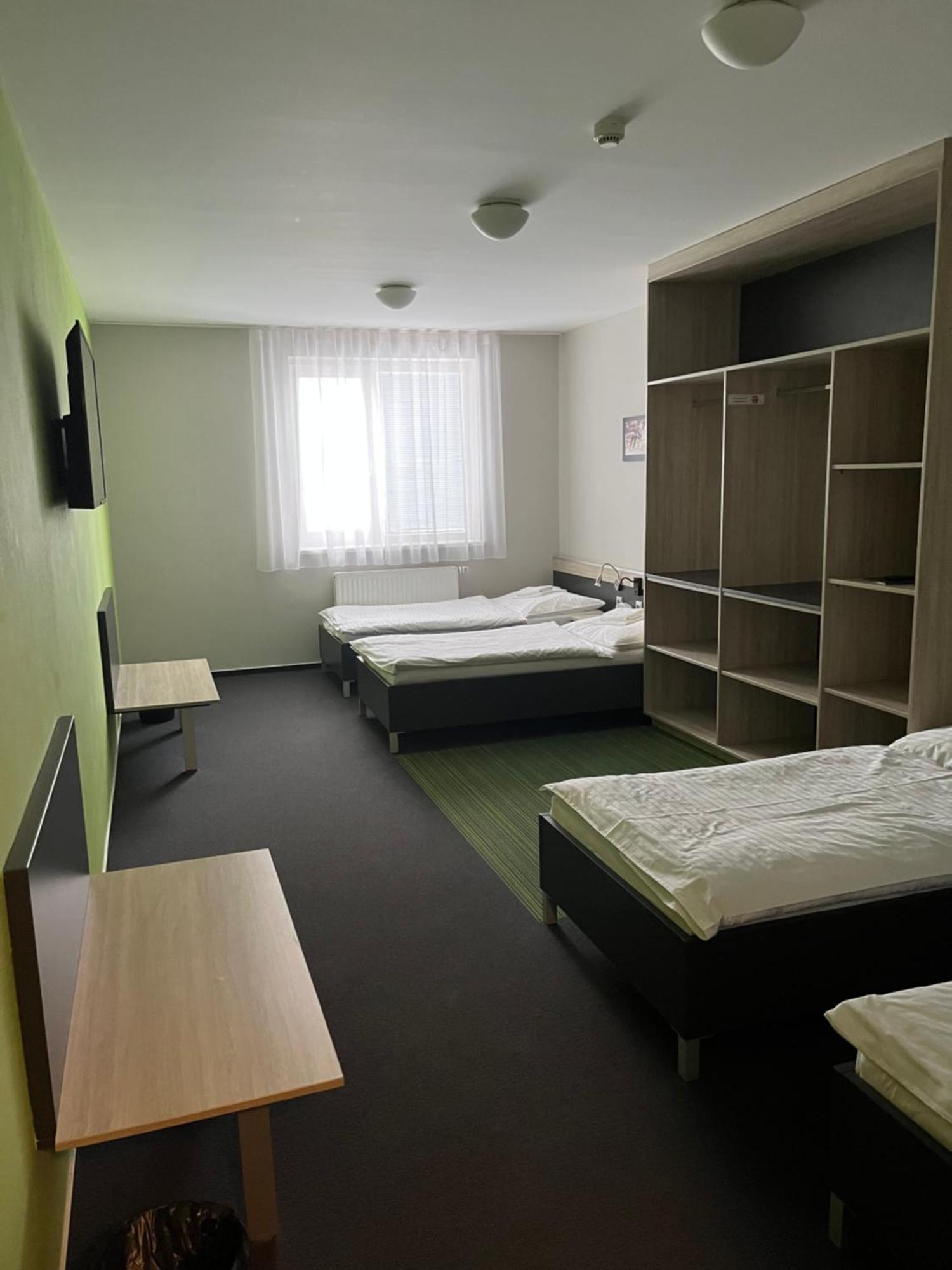 Hotel Buly Arena Kravaře Exterior foto