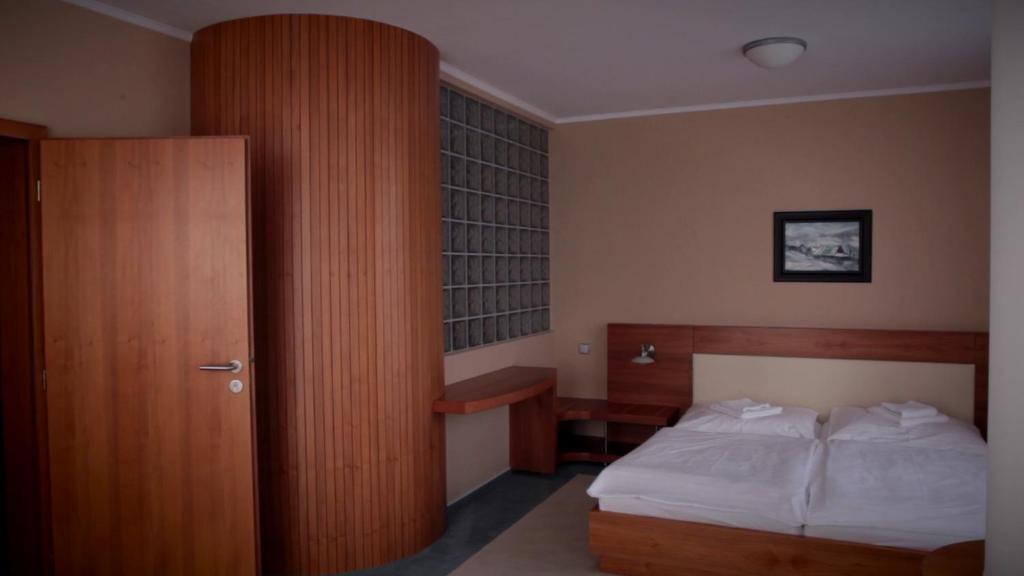 Hotel Buly Arena Kravaře Zimmer foto